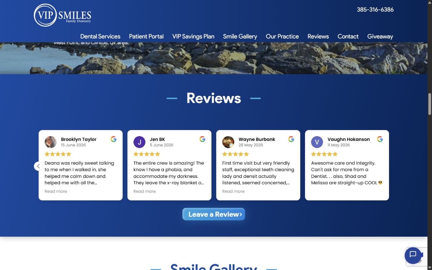 Homepage reviews — Review cards rendered in the desktop homepage.